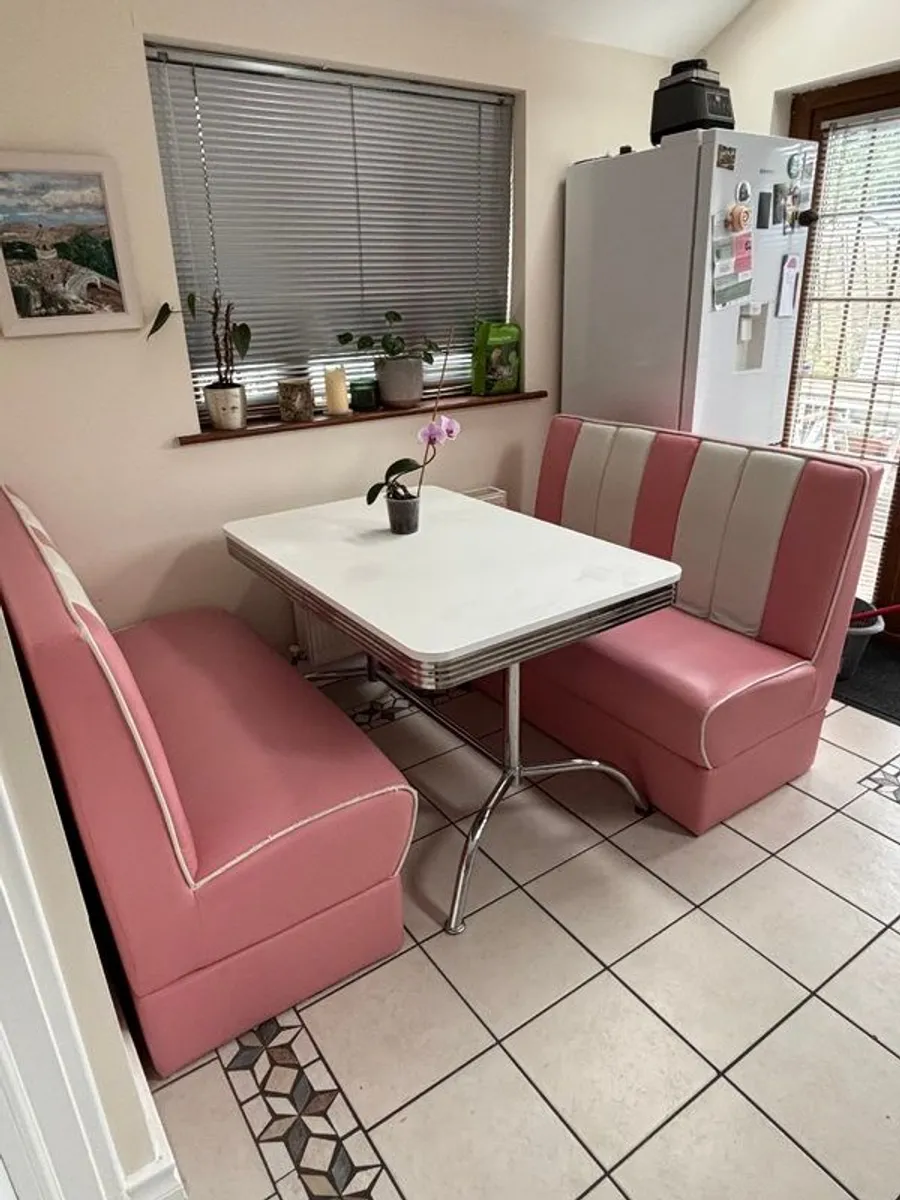Secondhand retro 1950s Americana diner set - seating and tables - imported PINK - Image 2