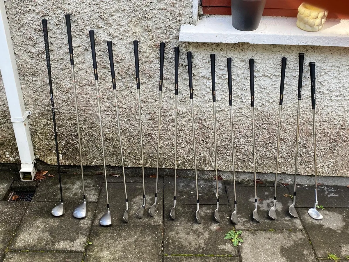 Men’s Wilson Golf Clubs - Image 1