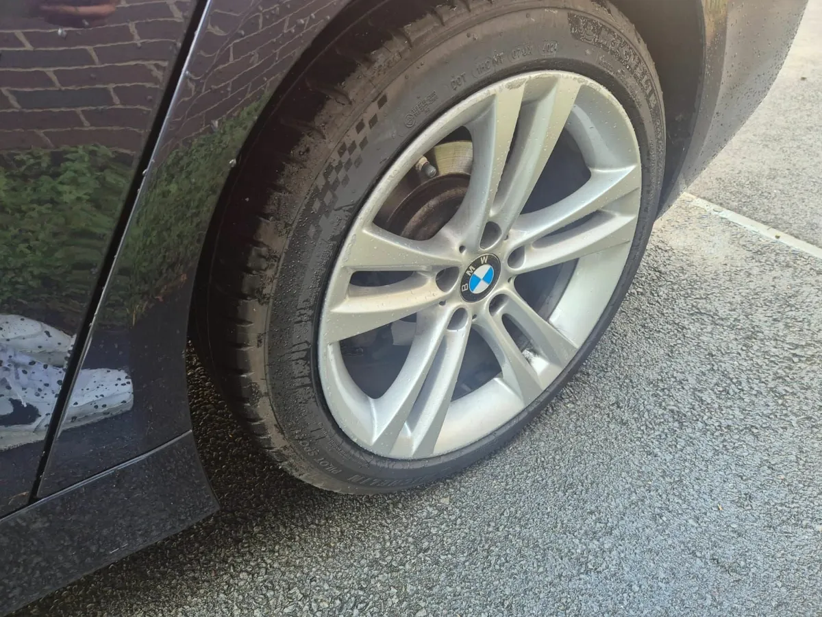 BMW 4-Series 2018 - Image 2