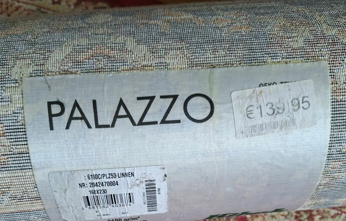 Livingroom Rug - Image 2