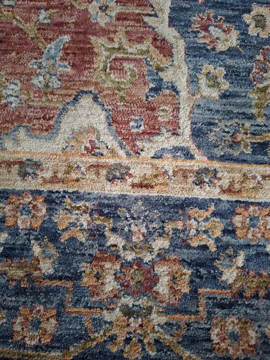 Livingroom Rug - Image 3