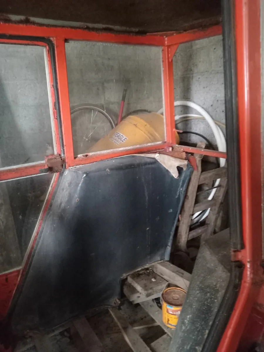 Massey Cab - Image 4
