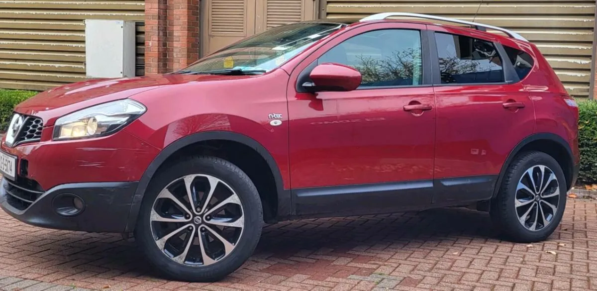 2012 Nissan Qashqai 1.5d 5 seater ntec model - Image 1