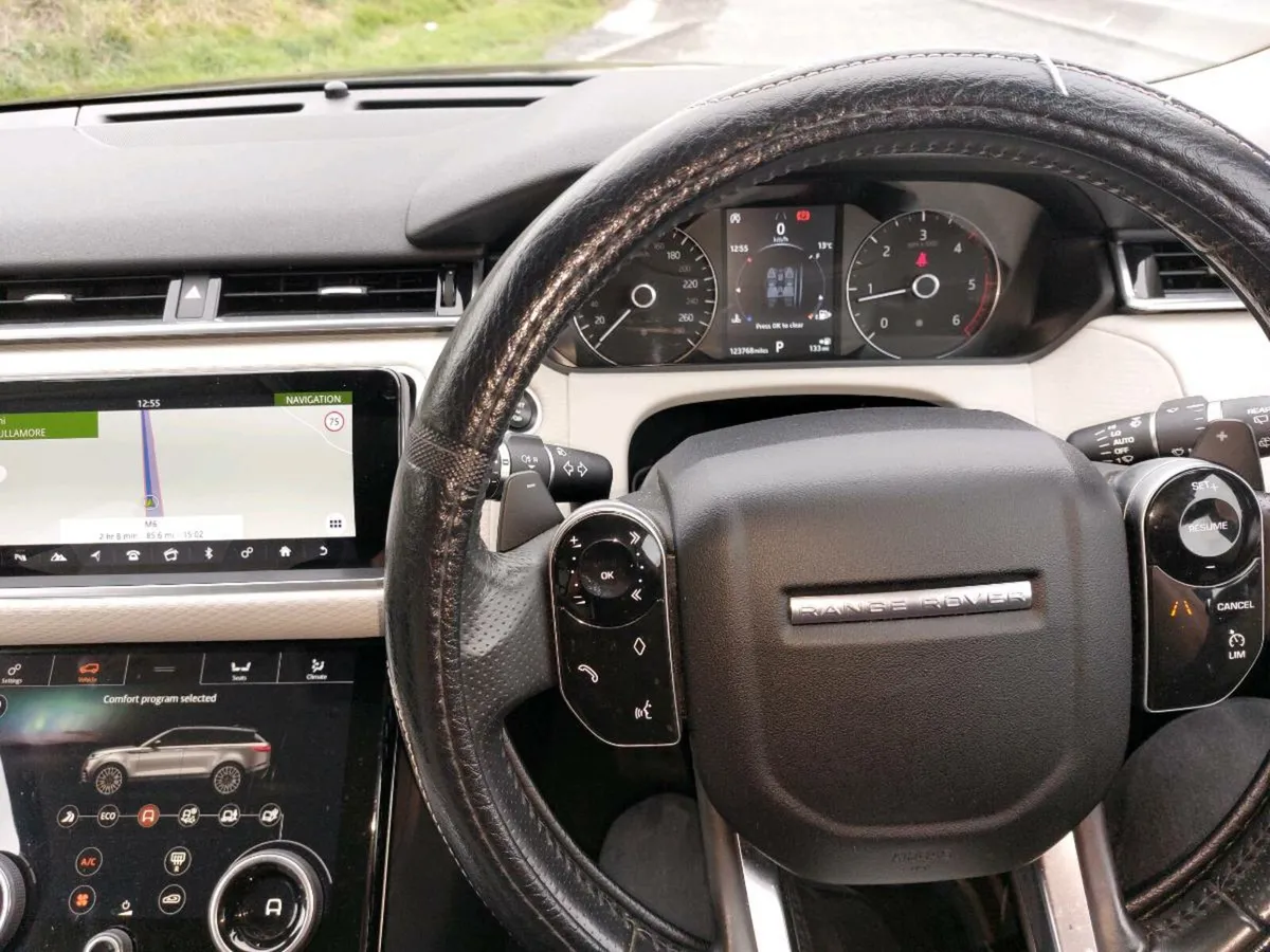 Range Rover Velar - Image 2