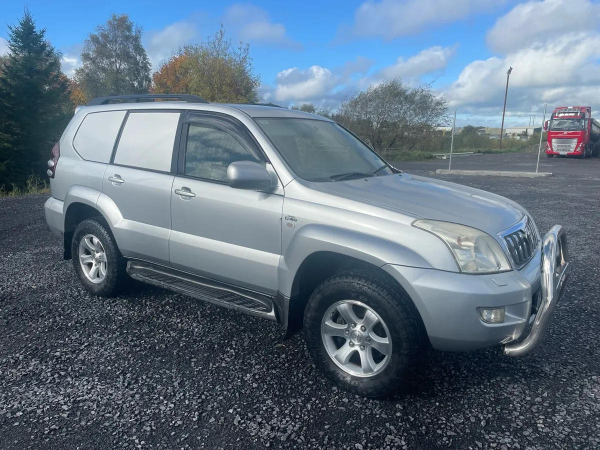 Toyota Land Cruiser - Image 2