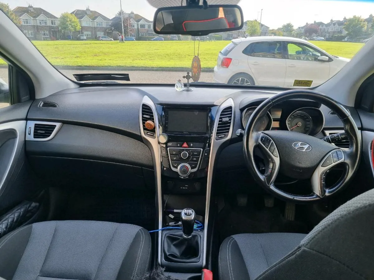 Hyundai I30 1.6 CRDI  ESTATE - Image 3