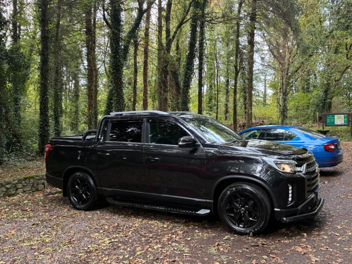 SsangYong Musso 2.2 CUSTOM EDITION PICK UP 5 SEATE - Image 3