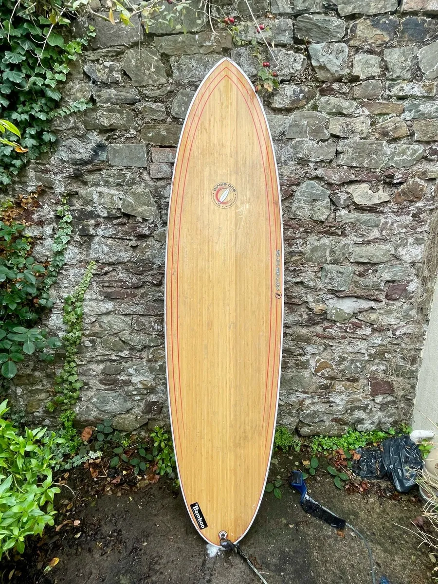 7,2 Circle One Bamboo surfboard - Image 1