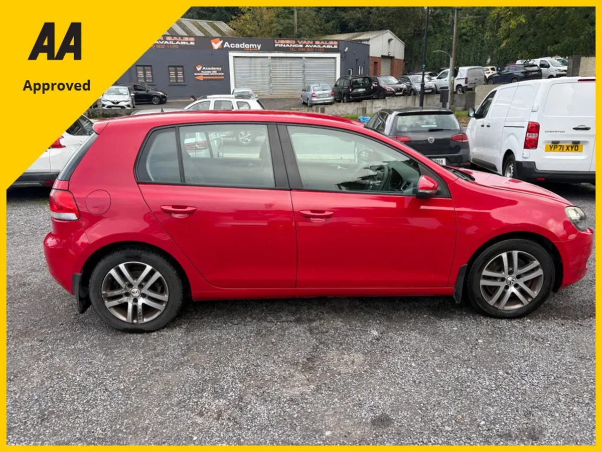 Volkswagen Golf COMFORT 1.4 D7F 5 TSI 5DR 160HP - Image 3
