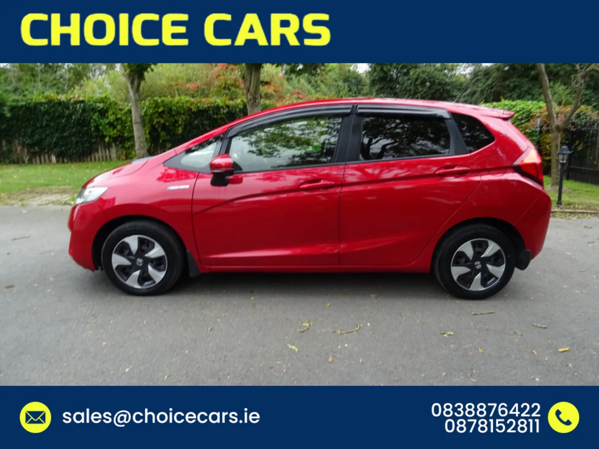 Honda Fit 1.5 AUTO HYBRID - Image 3