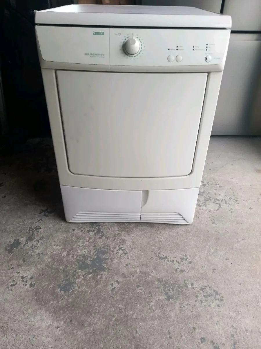 Zanussi condenser dryer - Image 1
