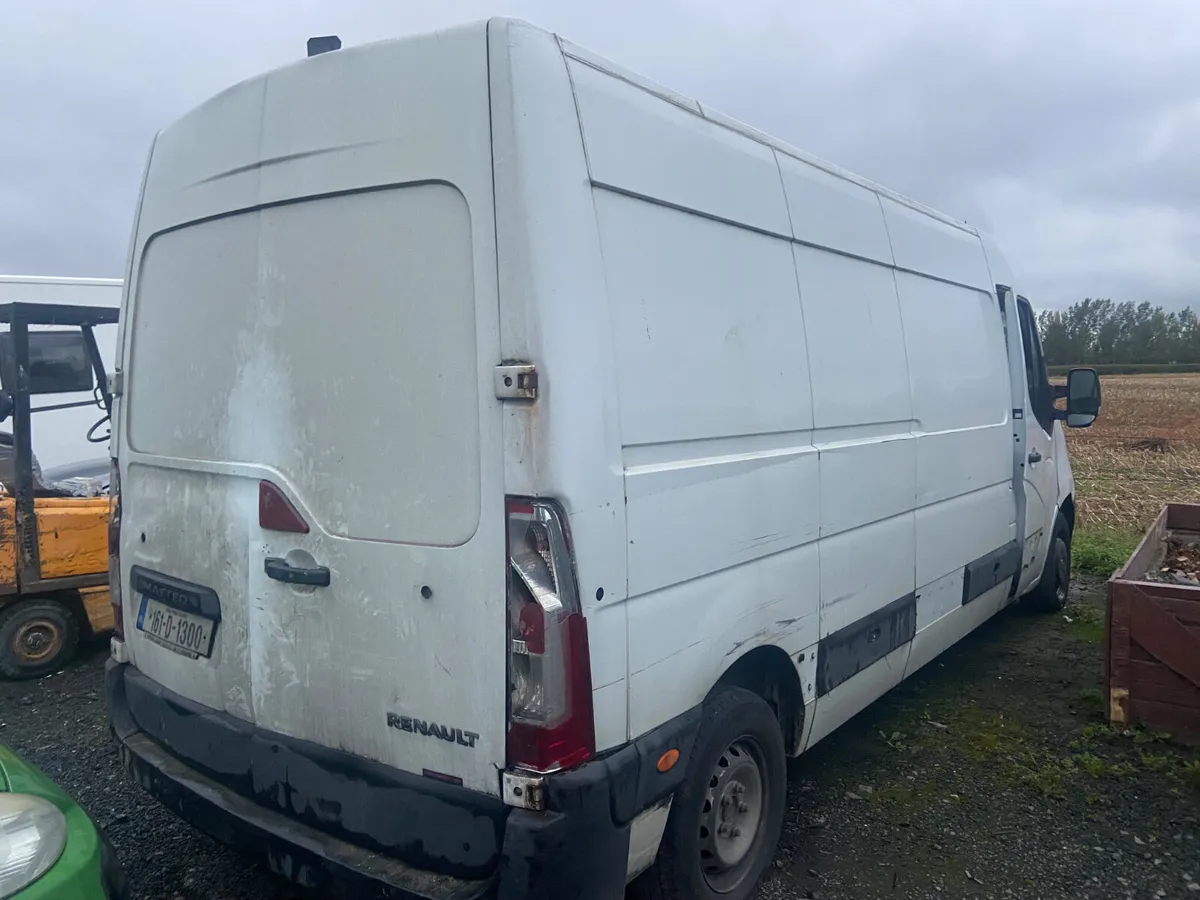 2016 Renault master - Image 2