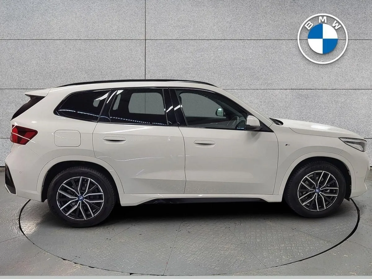 BMW iX1 Edrive20 M Sport - Image 3