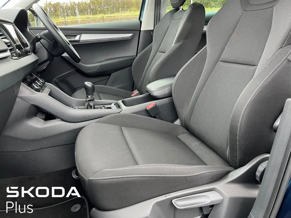 Skoda Karoq AMBITION 2.0 TDI 115HP 5 - Image 4