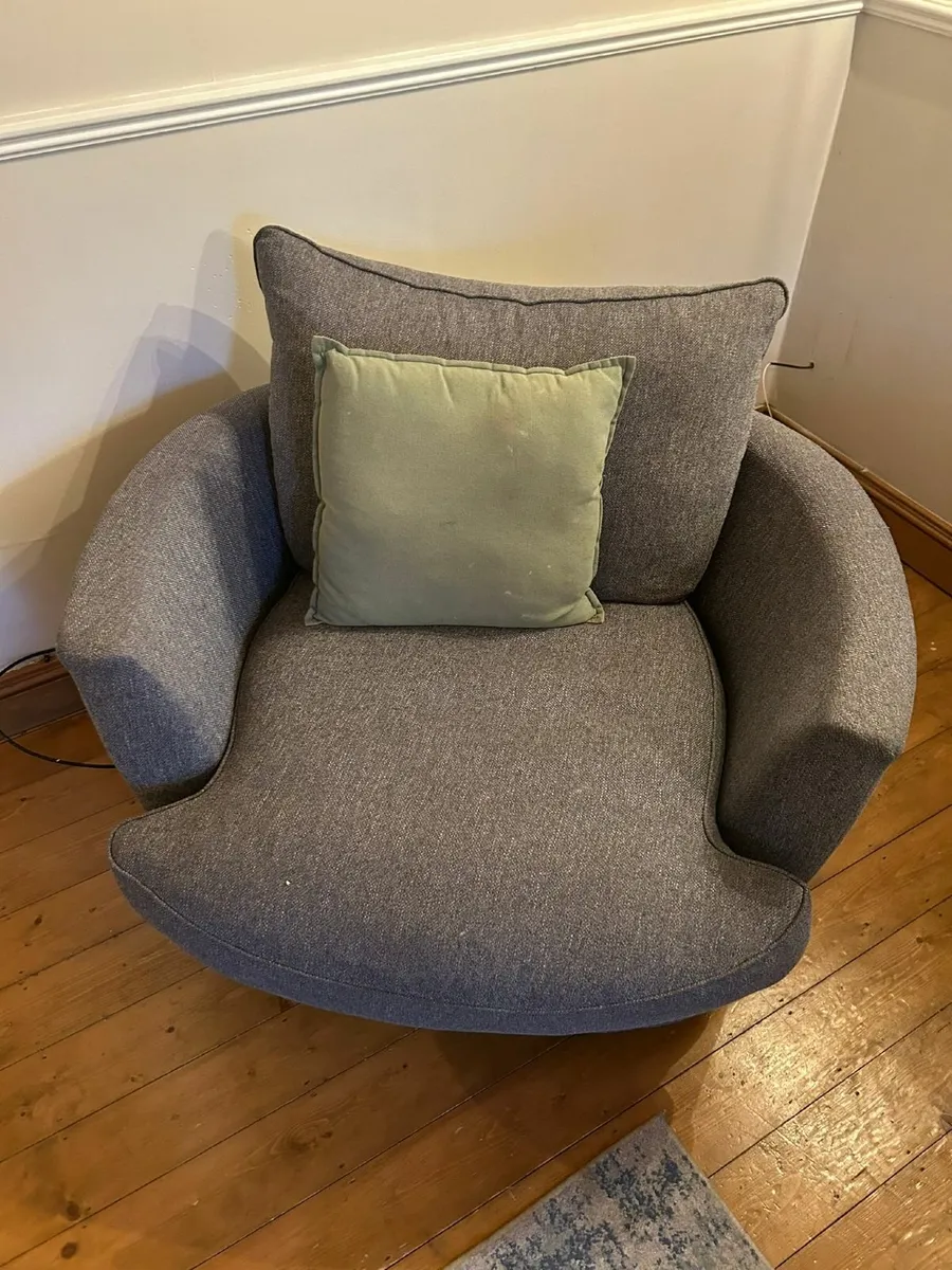 Swivel Chair