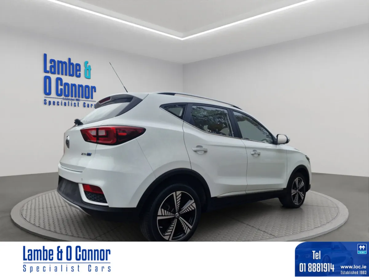 MG ZS **** RESERVED  **** EXCLUSIVE EV *** LEATHER - Image 4