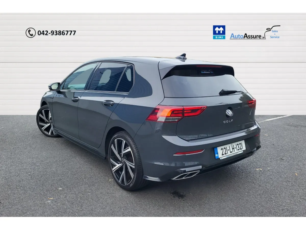 Volkswagen Golf R-LINE 1.5 TSI 130BHP *** 18 inch - Image 4