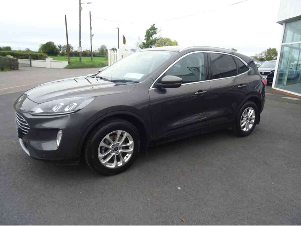 Ford Kuga TITANIUM 5DR 1.5 TD 120 S6.2 M6 F - Image 2