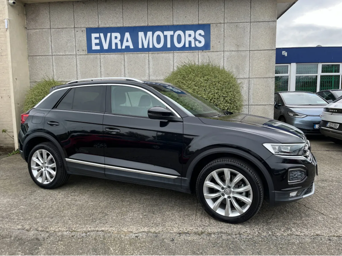 Volkswagen T-Roc SPORT AUTOMATIC 2.0 DIESEL //ADAP - Image 4