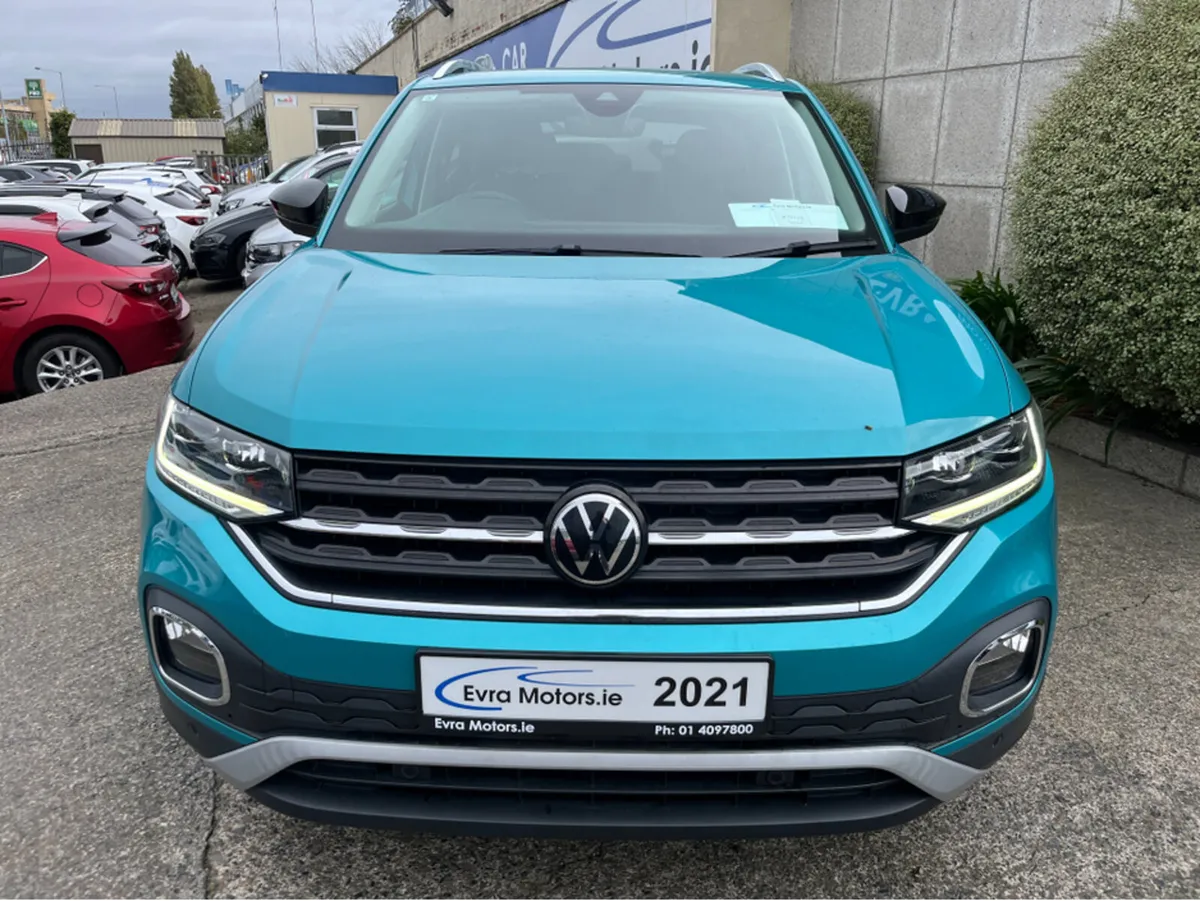 Volkswagen T-Cross FIRST EDITION AUTOMATIC 1.0 PET - Image 2