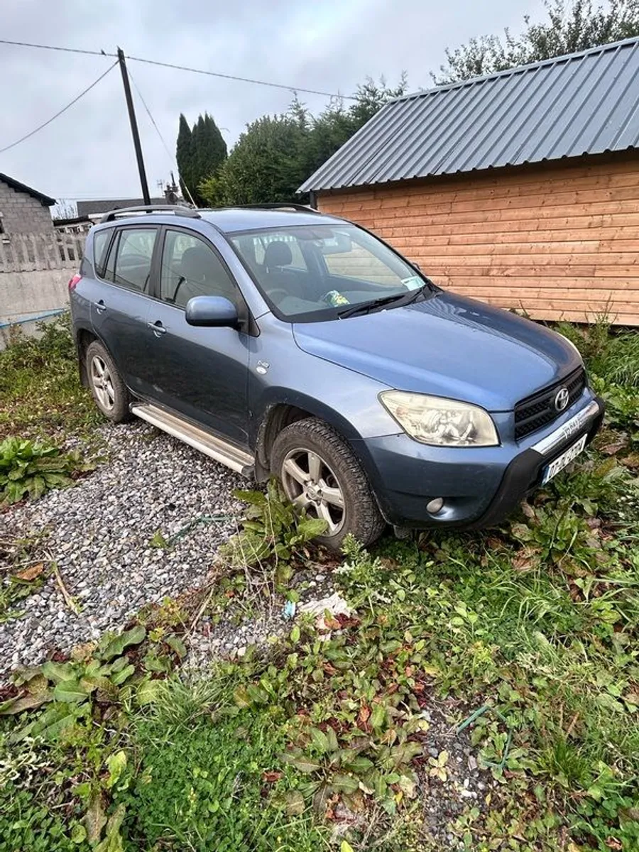 2007 Toyota Rav4 - Image 2