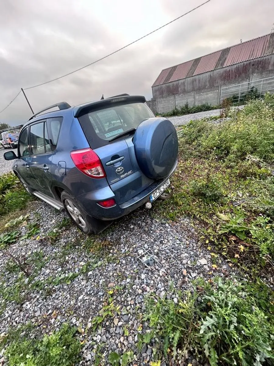 2007 Toyota Rav4 - Image 4