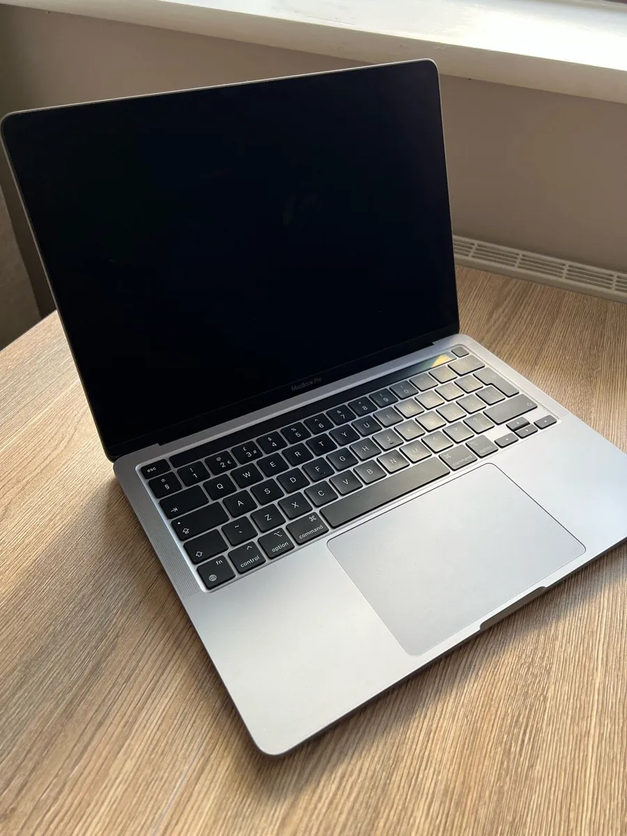 MacBook Pro M1 - Space Gray 13” - Touchbar - 256GB - Image 2