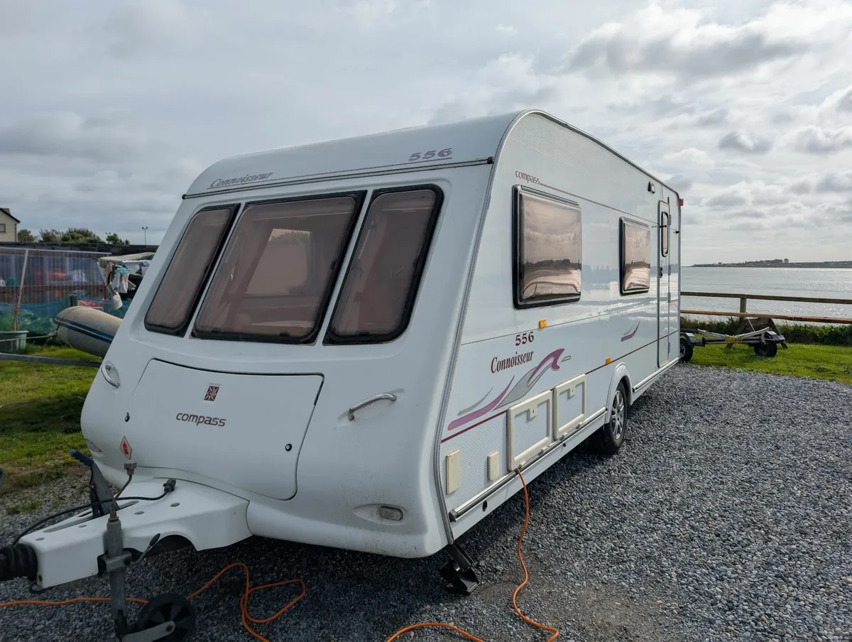 Compass 556 Caravan - Image 2