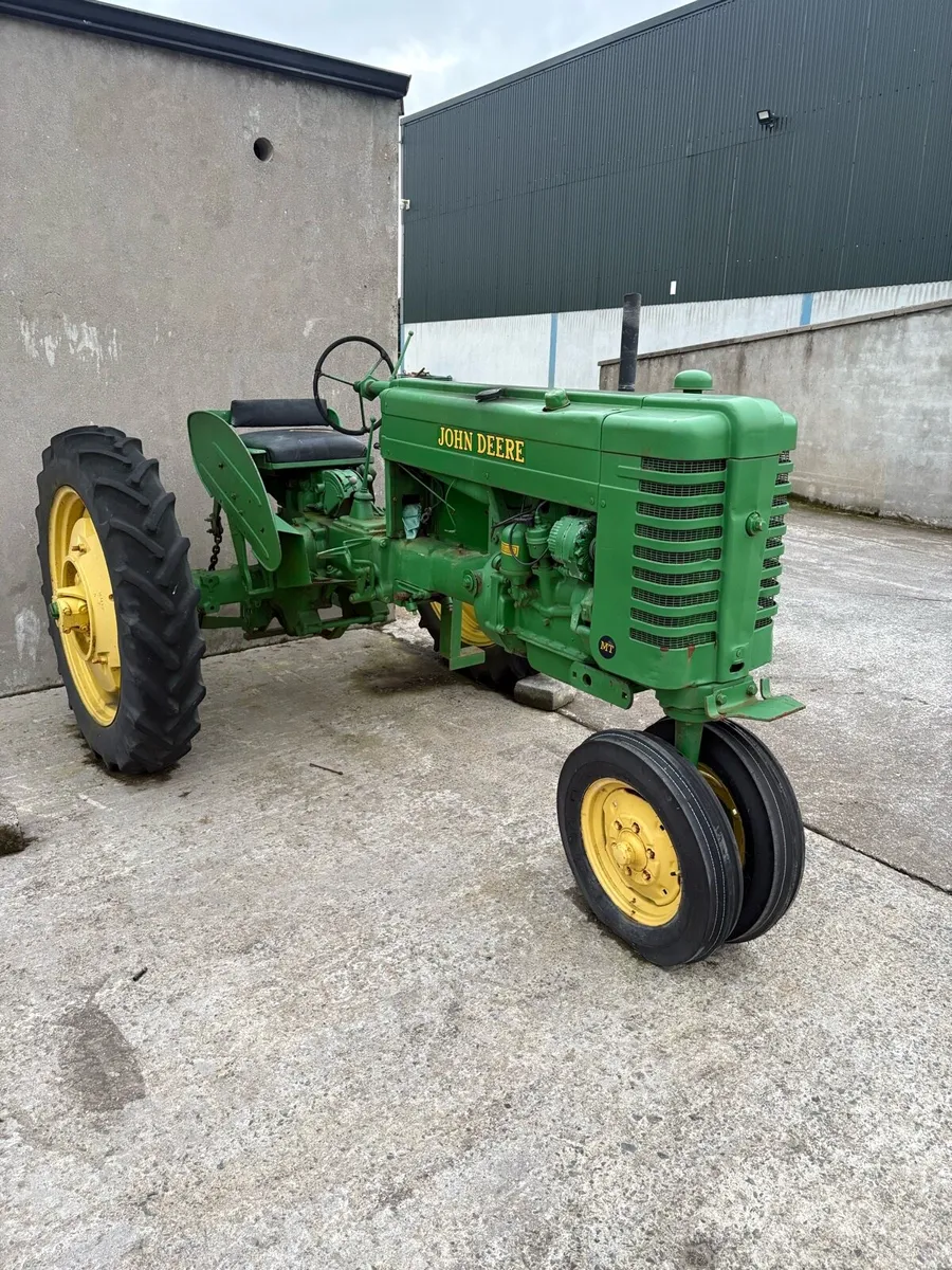 John Deere Crop master - Image 2