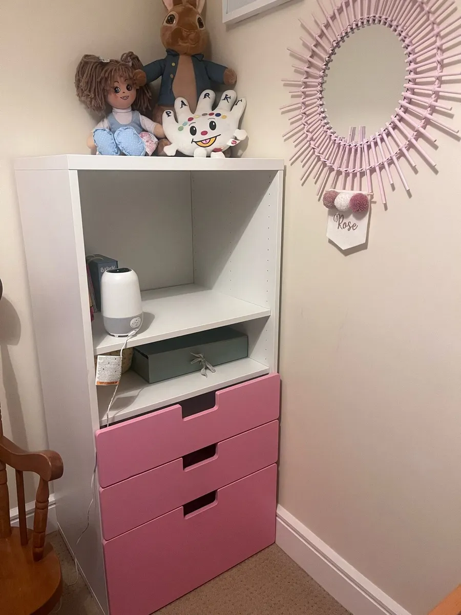 Children’s wardrobe/clothes storage unit