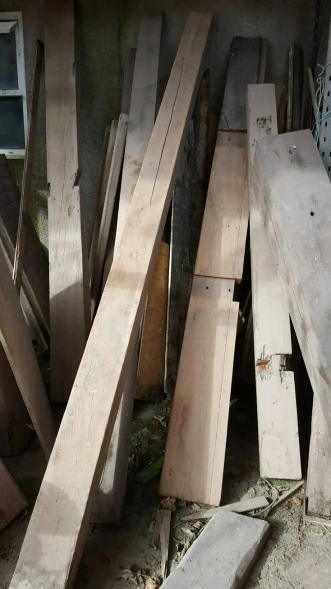 Pitch Pine Beams & Corbels - Image 3