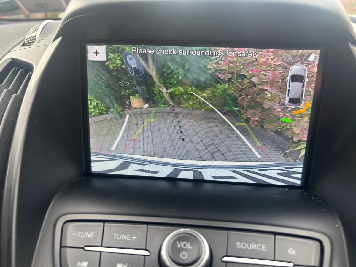 Ford Kuga  ST Line 2019 - Image 3