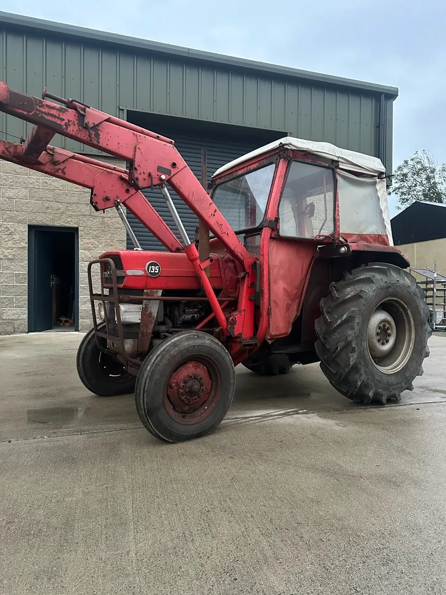 Massey Ferguson 135 - Image 1