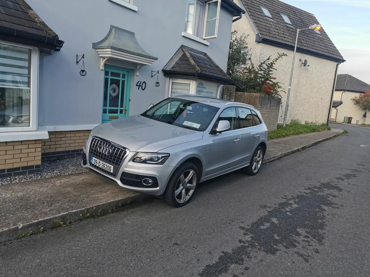 Audi Q5 2009 Quattro Sline 170ps - Image 1