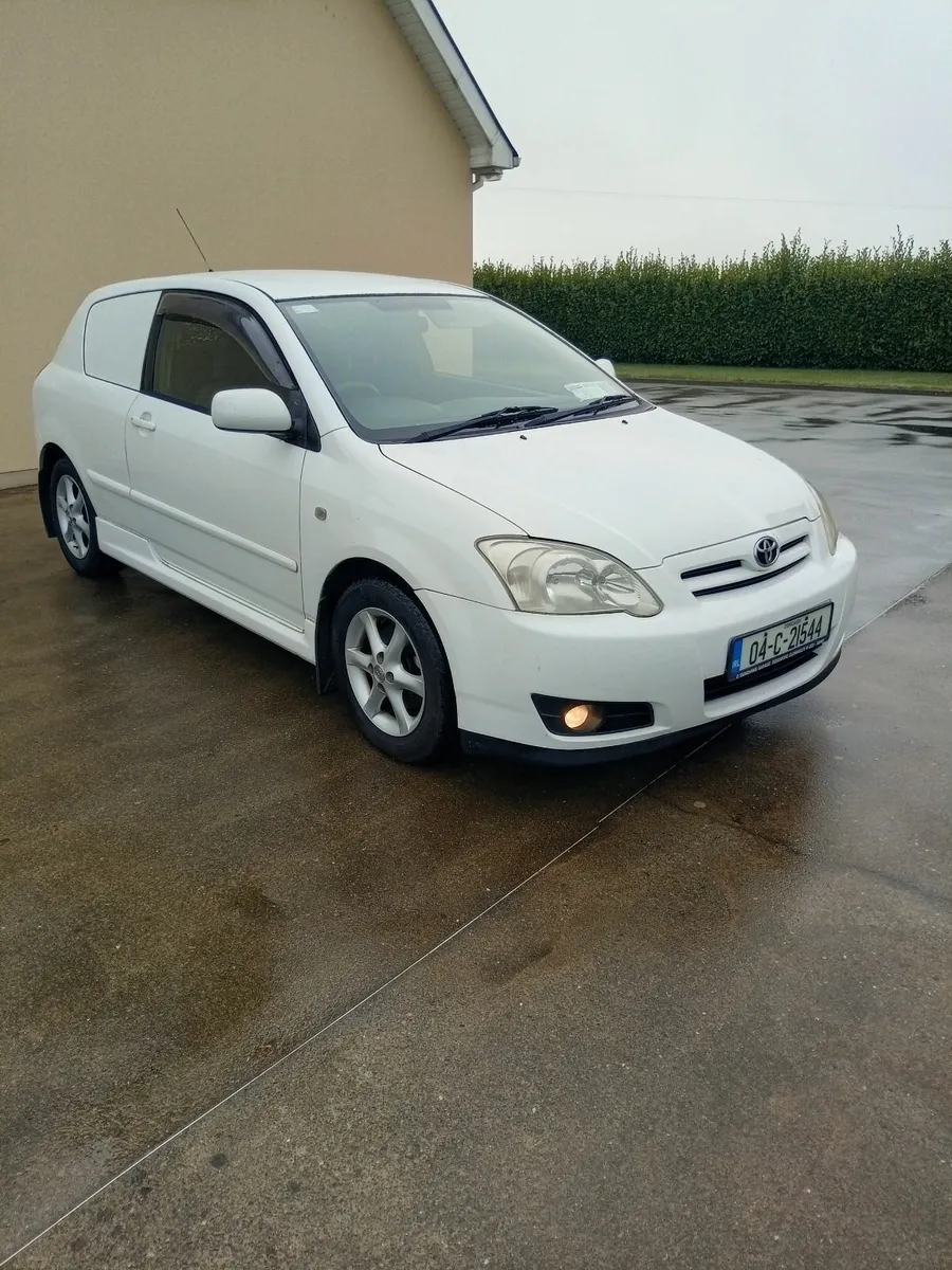 Toyota Corolla  van 2004 - Image 1