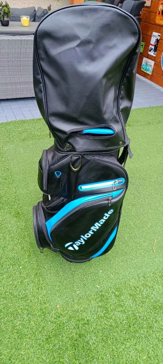 Taylormade Deluxe Golf Bag - Image 4