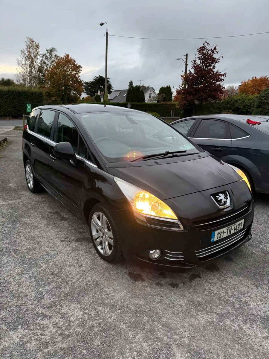 Peugeot 5008 2013 7 seater - Image 1