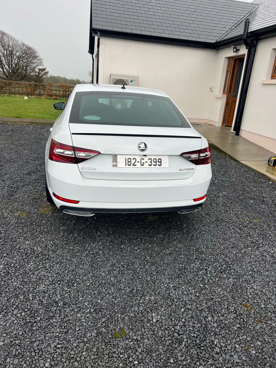 Skoda Superb Sportline - Image 4