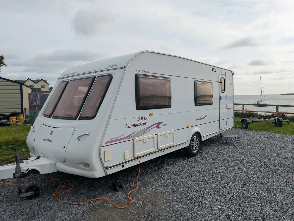 Compass 556 Caravan - Image 1