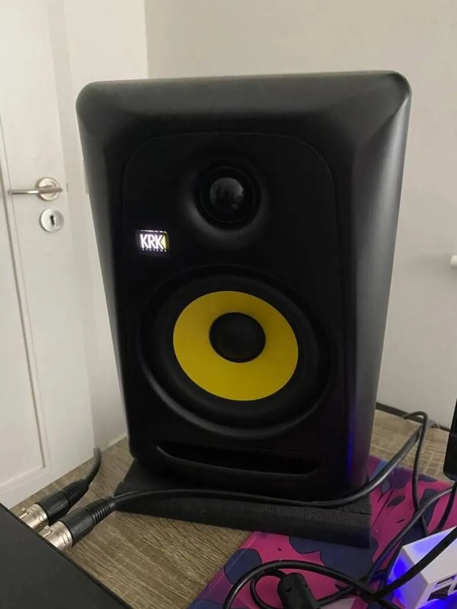 Studio Monitor Speaker
