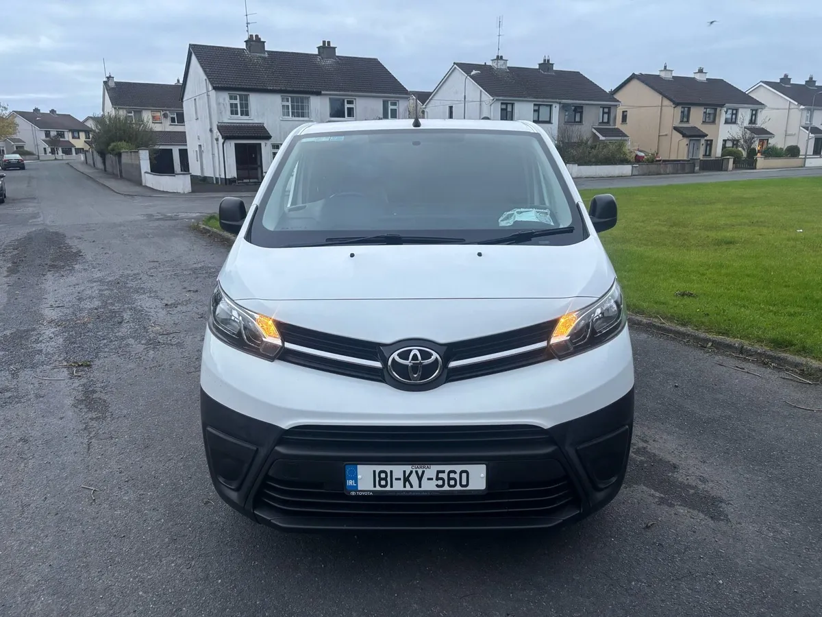 2018 Toyota Proace 1.6 HDI - Image 2