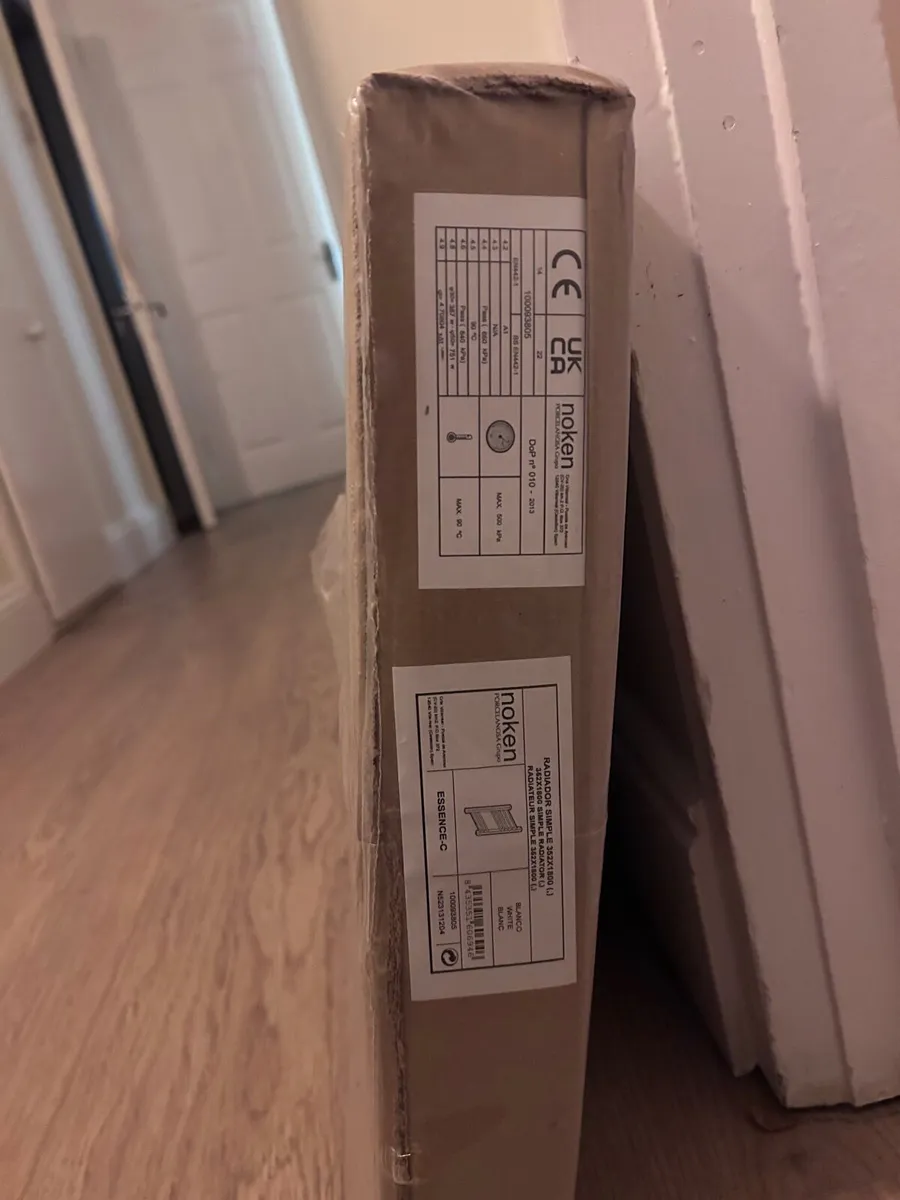 ESSENCE C Single Panel Radiator 350x1800mm - Whit - Image 2