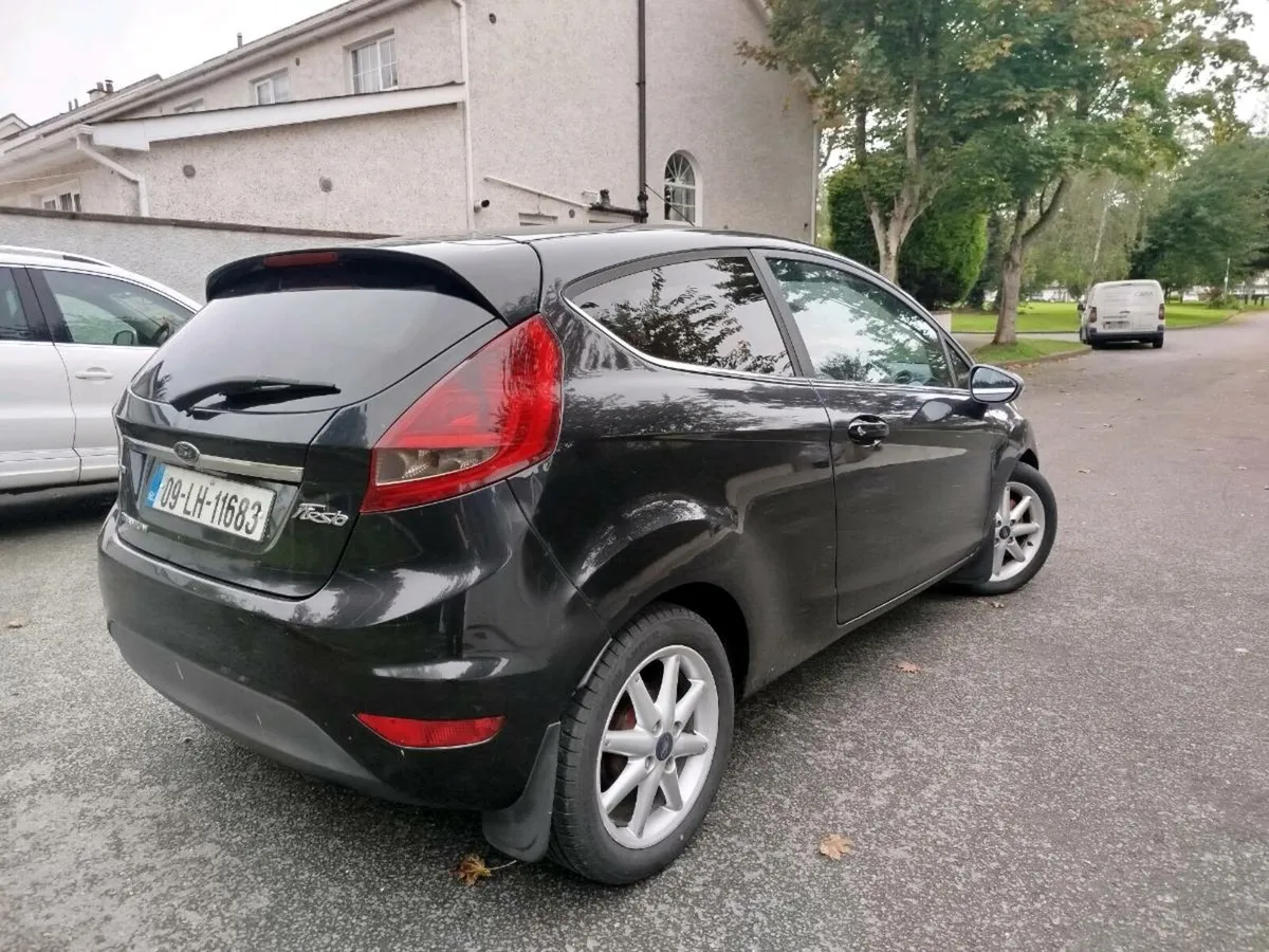 FORD FIESTA TITANIUM New NCT & TAX - Image 3