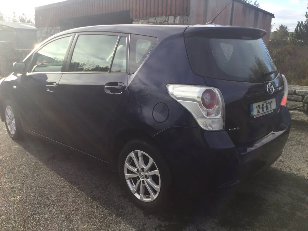 2012 Toyota Verso 7 seater - Image 2