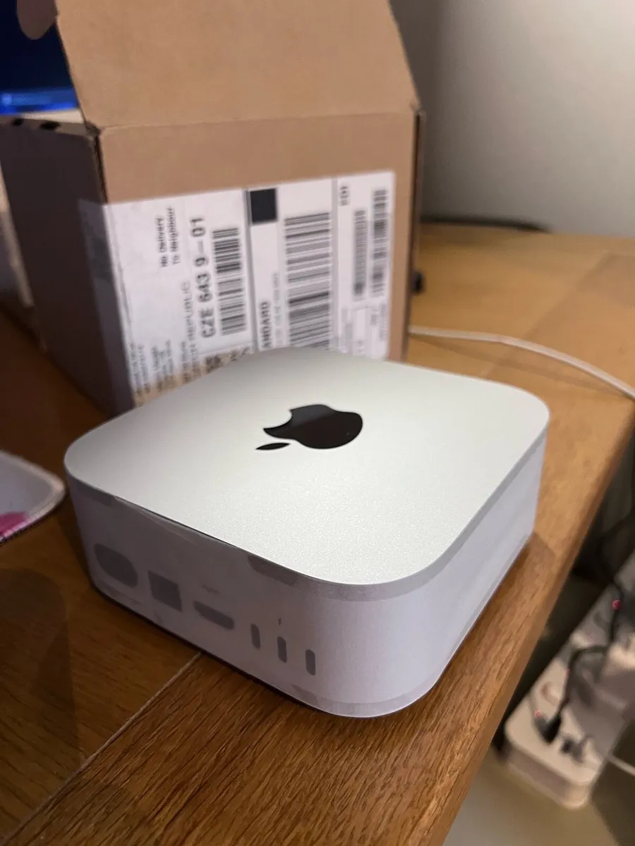M4 Mac mini 256gb 16ram never used - Image 2