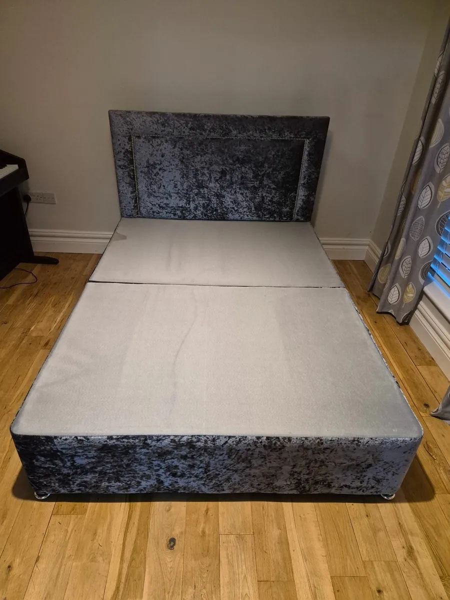 Bed - Image 2