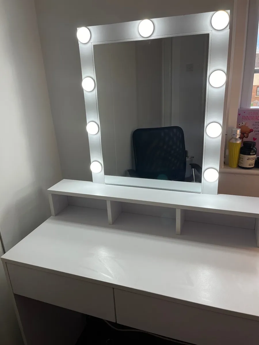White Vanity with Lights - Image 3