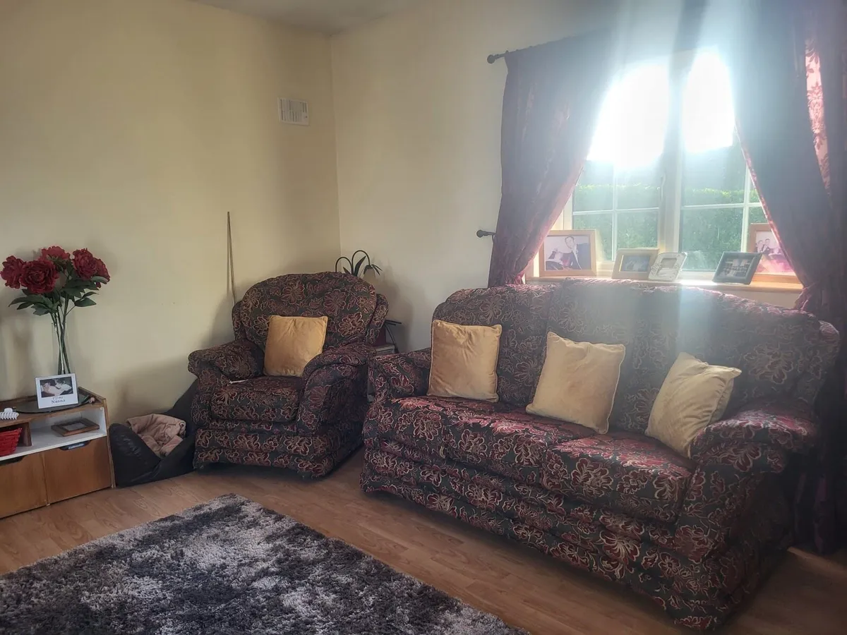 Suite of furniture - Image 4