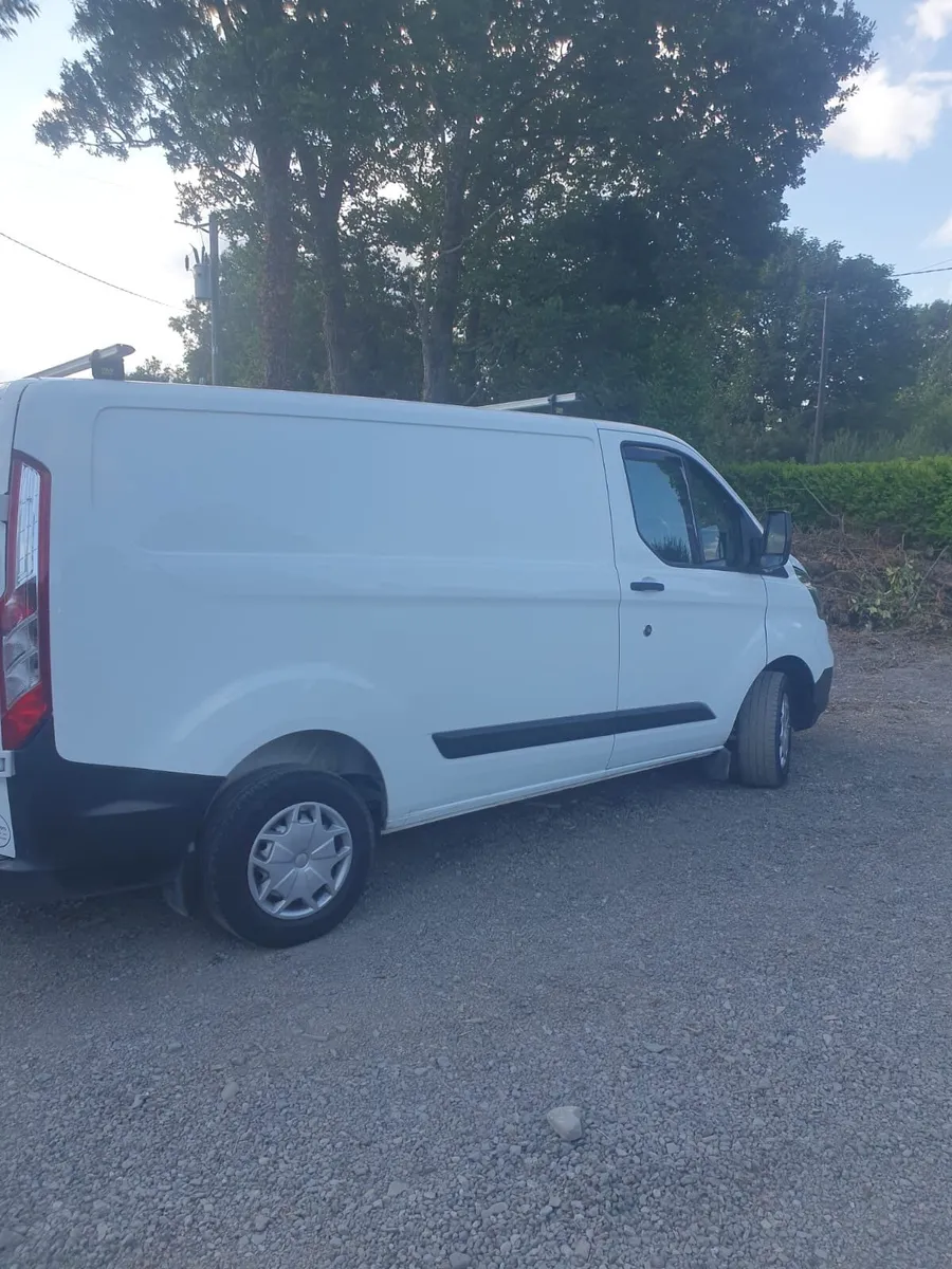 Ford transit custom (low km ) - Image 2