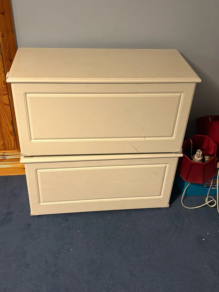 Blanket box - Image 1